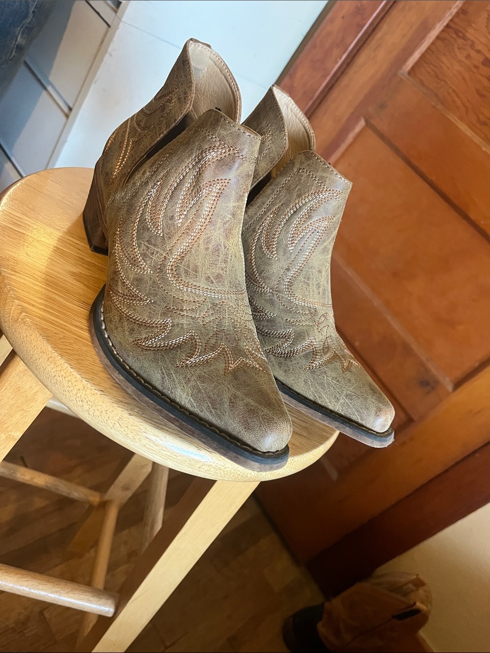 Ariat Brown Western Ankle Boots